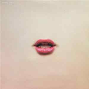 Schmoov! - Kiss It Album