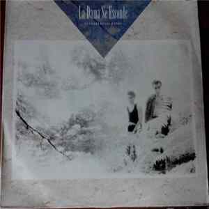 La Dama Se Esconde - La Tierra De Los Sueños Album