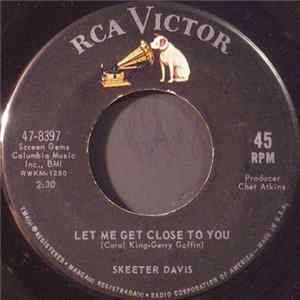 Skeeter Davis - Let Me Get Close To You / The Face Of A Clown Album